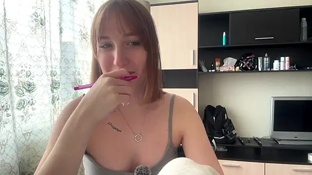 aquilineorites - AquilineOrites's free webcam - UK Sex Cams