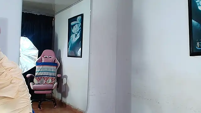 GraceWallace_ webcam