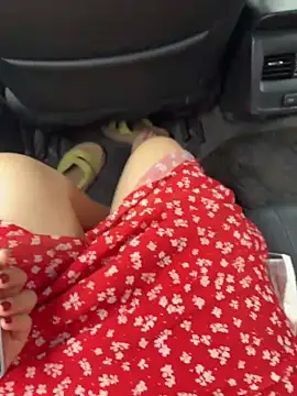 美女qwe522522在线直播