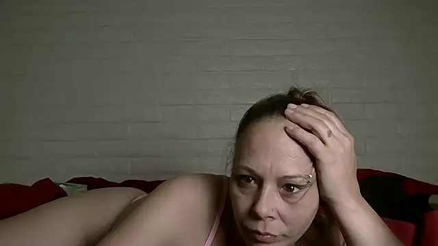 QUEEN_OF_MEN webcam