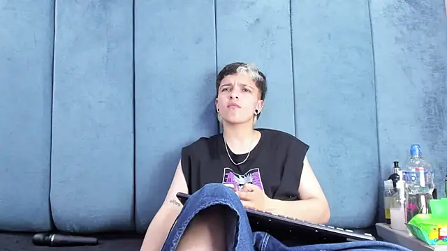 Megan_Thompson_ webcam