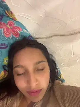 Webcam Model (Eve_Ritz)  is live.Free join now!