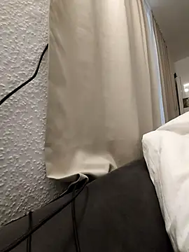 sexyjulia21 - SexyJulia21's free webcam - UK Sex Cams