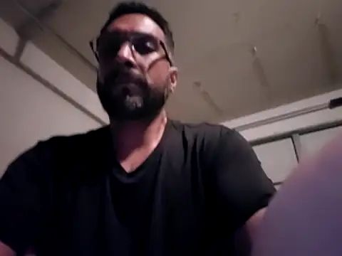 Forbidden_daddy webcam