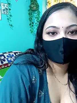 Webcam Model (Porimoni22) is live