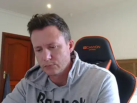 TroyDieselXXX webcam