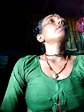 pooja750 - Pooja750's free webcam - UK Sex Cams