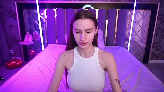 snow_whiteeex - Snow_WhiteeeX's free webcam - UK Sex Cams