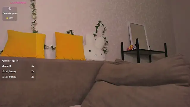 Lori_Bllossom webcam