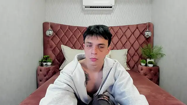 clarkbev (M twink) - #big-cocks #brunettes #cam2cam #cheap-privates #cumshot #dirty-talk #erotic-dance #fingering #flexing #foot-fetish #gagging #gays #handjob #hd #jerk-off-instruction #leather #massage #masturbation #muscular #nipple-toys #oil-show #orgasm #recordable-privates #recordable-publics #sexting #small-audience #smoking #twinks #white