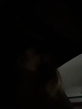 mia-lp (F young) - 户外脱掉内裤玩阴蒂