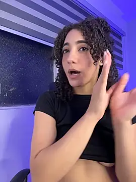 odett_khastoff - Odett_Khastoff's free webcam - UK Sex Cams