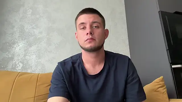 viktor348 (M young) - I want to save up for a trip