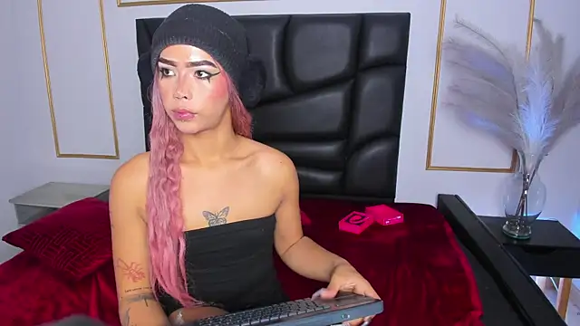 flor_pink - Flor_pink's free webcam - UK Sex Cams