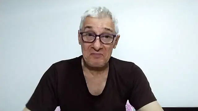 BIGUNCUTHARDCOCK webcam