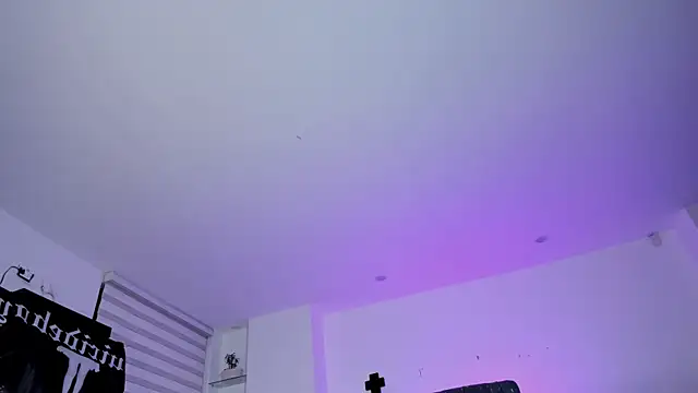 Zombieeporcelainex webcam