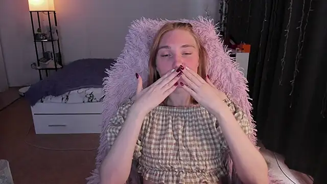 ReddHotPipper webcam