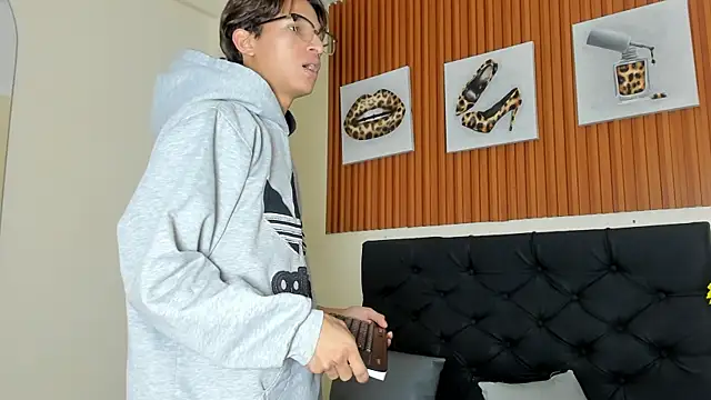 Cameron_Boys_ webcam