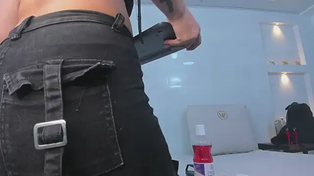 dalia-prada - Dalia-Prada's free webcam - UK Sex Cams