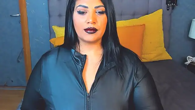 AmyCubes live sex cam