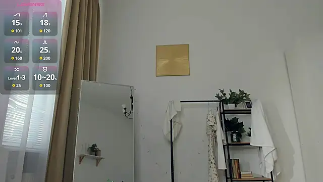 faabinaa - FaaBinaa's free webcam - UK Sex Cams