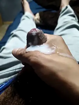 aaia93 - Aaia93's free webcam - UK Sex Cams