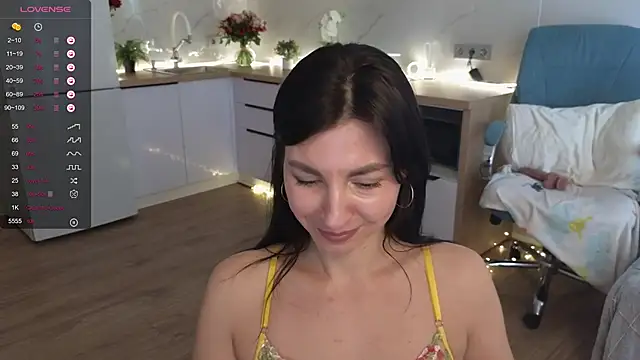 mary_love16 - Mary_love16's free webcam - UK Sex Cams