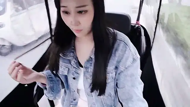 Fannywell live sex cam