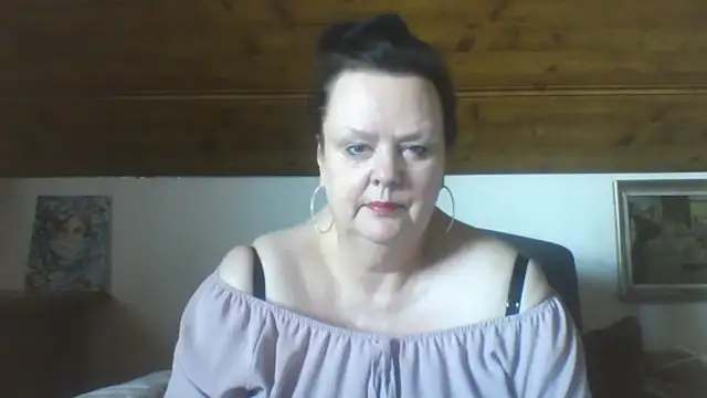 TiffanyMature webcam