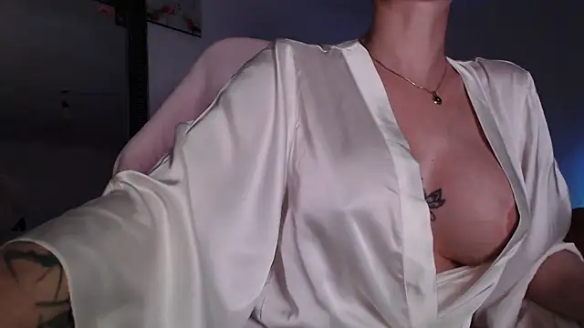 MissyDior8 webcam