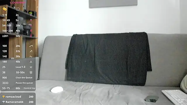 Your_hot_neighborss webcam