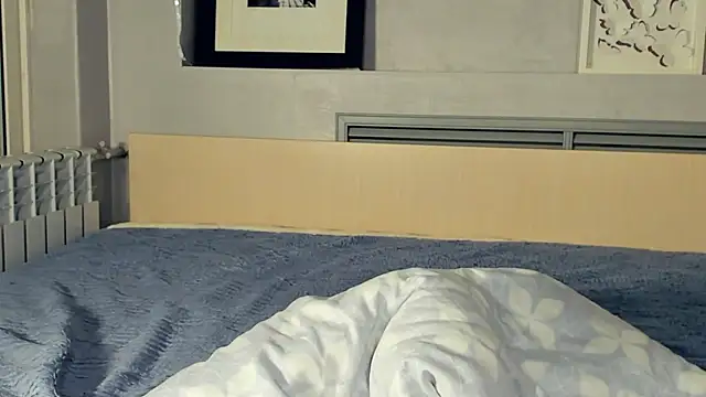 KareenLivingston webcam