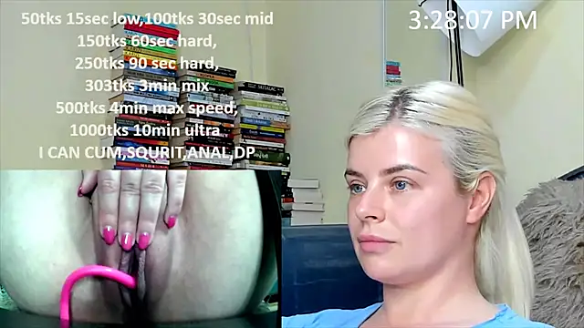 queenofthenighttt webcam