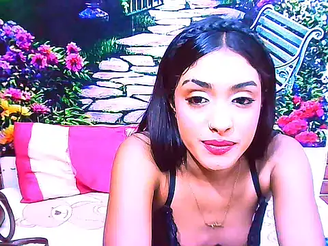 IndianPretty14u2Luv webcam