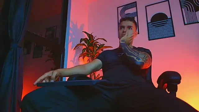 ALPHA_DOMINUS_ webcam