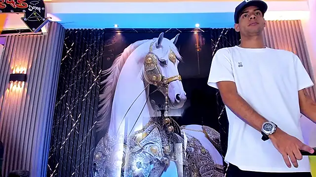 the_knights_of_the_night_ webcam