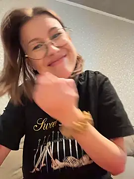 rinacat (F young) - Squirt in shower