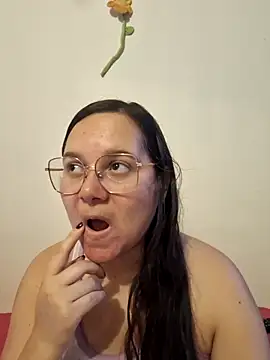 liababylia - Liababylia's free webcam - UK Sex Cams