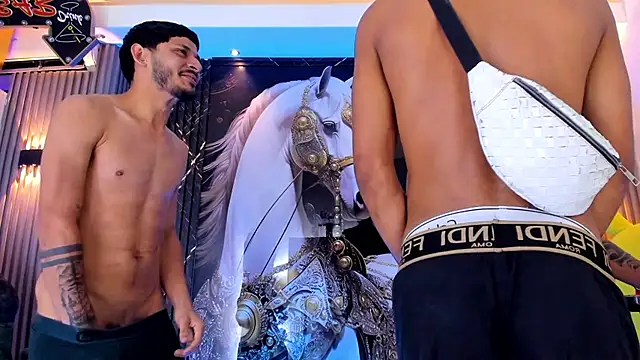 the_knights_of_the_night_ webcam