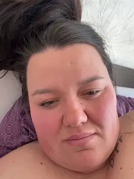 sunnyleila2101 - SunnyLeila2101's free webcam - UK Sex Cams