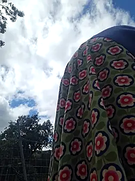 hot-muci - Hot-Muci's free webcam - UK Sex Cams