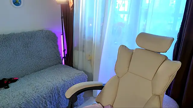 MissClairDeLune webcam