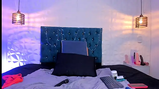 samantha_foxyy webcam