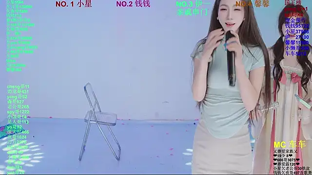 美女ZZ00033S在线直播