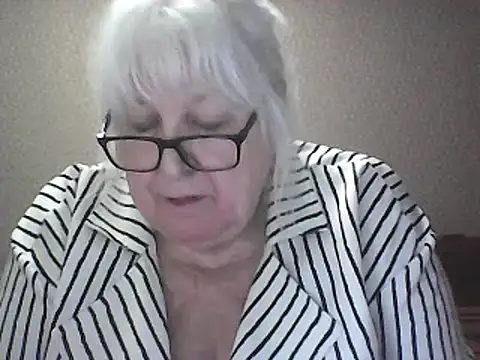 alexia64231 - Alexia64231's free webcam - UK Sex Cams