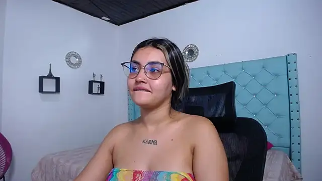 kathe-mills235 webcam