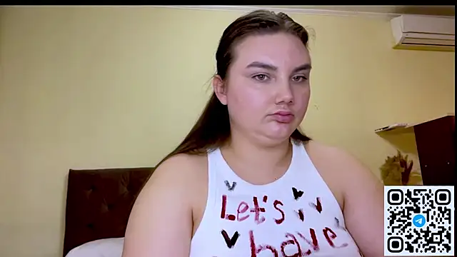 Dreamyblushfairy webcam