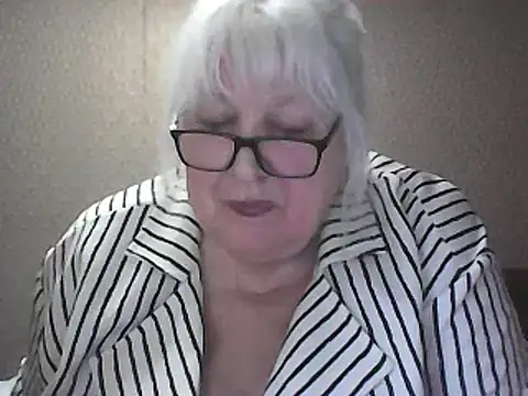 alexia64231 - Alexia64231's free webcam - UK Sex Cams