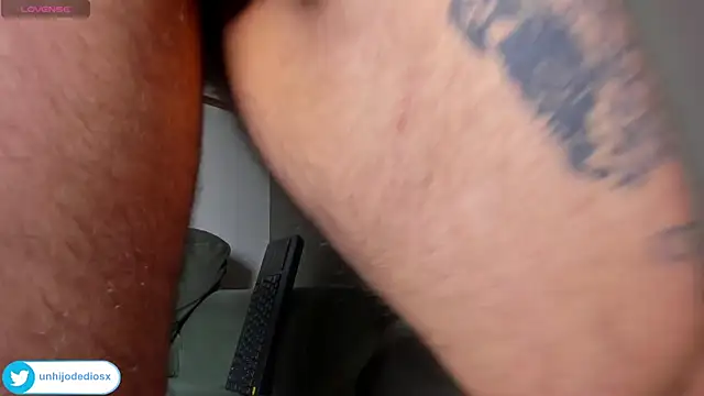 Ackerman_Eren_ webcam