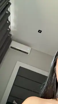 LilMisIndianx webcam